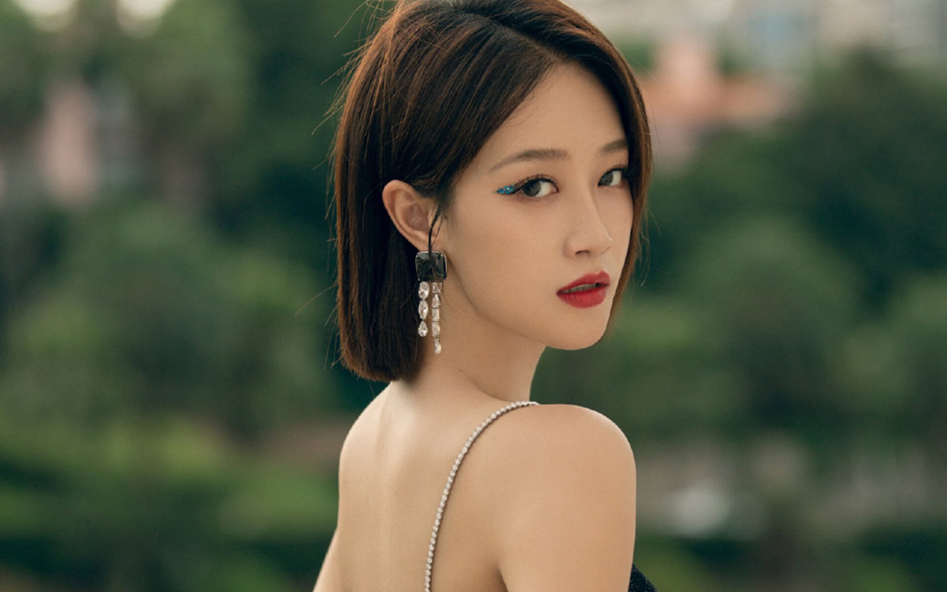 华体会官方网站-希腊女篮在欧洲锦标赛中夺冠,展现新一代实力,希腊篮球世锦赛